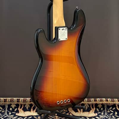 2005 Fender American Precision Bass image 9