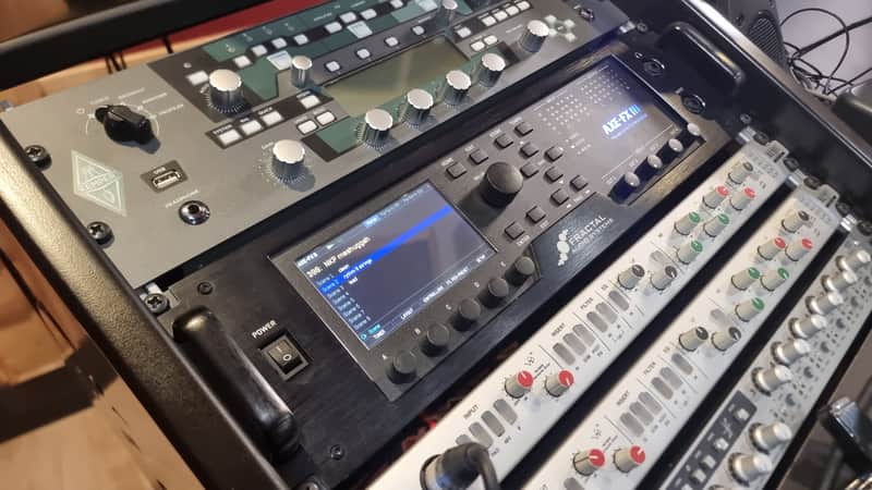 Fractal Audio Axe-Fx III Mk I + Premium Mix-Ready Presets (Metal / Rock) – Excellent image 1
