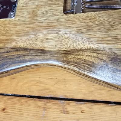 Warmoth Premium stratocaster left handed with Radioshop ID63GT pickups image 9