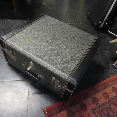 LIRA INTERNATIONAL MODEL 20 CENTRAMATIC 1959 3/4 120 BASS ACCORDION  GOLD SPARKLE MOTHER of WHITE PEARL IMMACULATE! image 14
