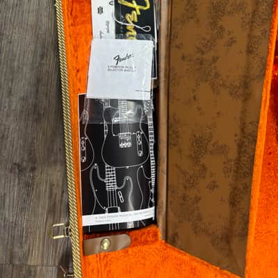 Fender Classic Series w Tags/etc Wood Stratocaster / Telecaster Case 2010s - Tweed image 4