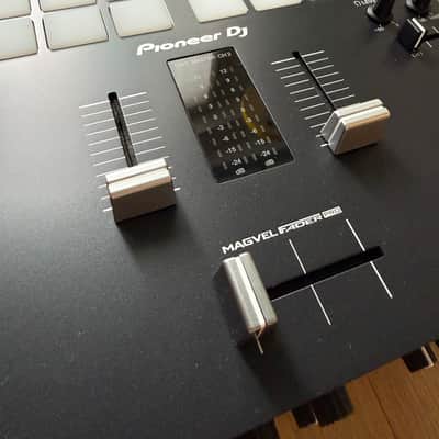 Pioneer DJM-S7 never used image 4
