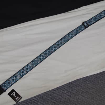 PERRI'S Jacquard patterned Blue and White Gutiar Strap - NEW image 1
