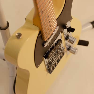 Fender MTL-32 Mini Telecaster MIJ butterscotch image 3