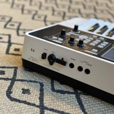 Roland SH-01 GAIA Virtual Analog Synthesizer image 4