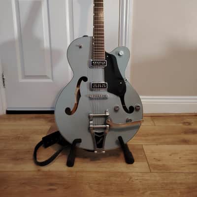Gretsch G5127 Electromatic Guitar and Hard Case image 1
