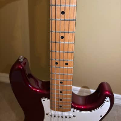Fender Stratocaster 2005 - Wild Cherru image 5