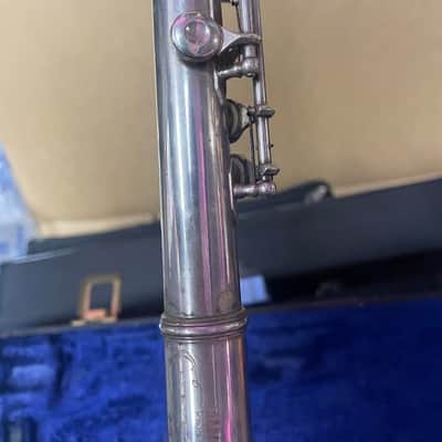 King Cleveland 610 Flute w/ Hard Case Blue Lining (parts/ repairable) image 8