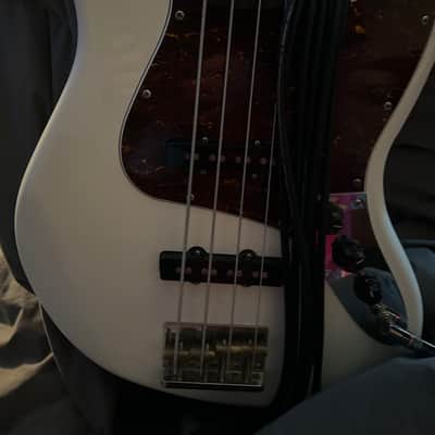 Squier Jazz Bass image 7