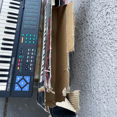 Yamaha PSS-140 Synthesizer 1988 - Black image 2