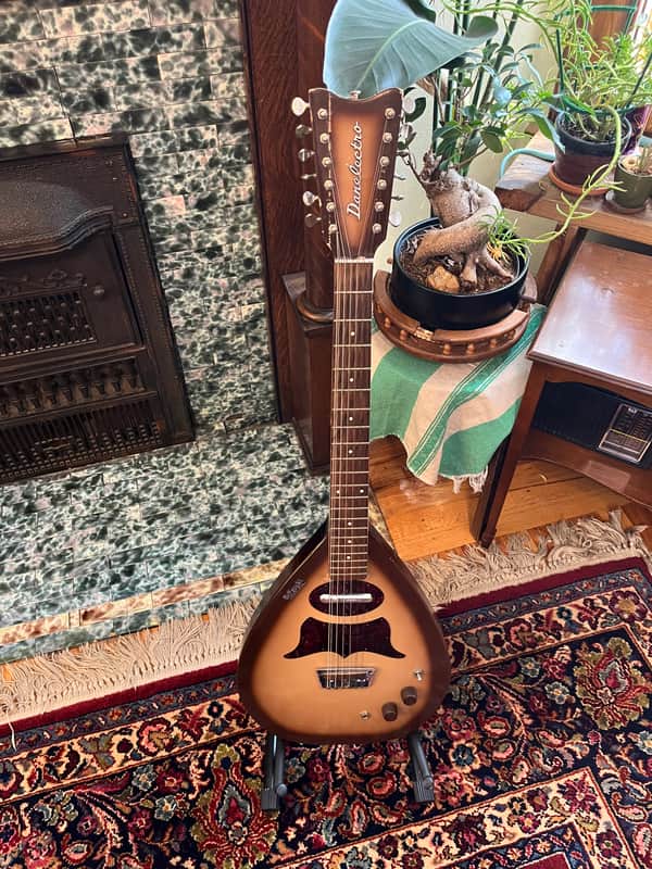 Danelectro Bellzouki 7010 Single Pickup 12-String 1961 - 1969 - Brown Burst image 1