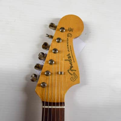 Fender Jazzmaster CIJ 1997 - Three-Tone Sunburst image 8