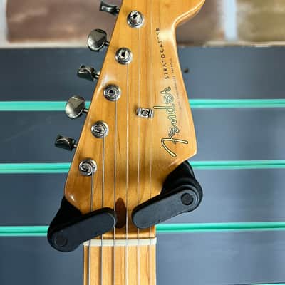 Fender Classic Series '50s Stratocaster 3-Color Sunburst 2003 Electric Guitar image 7