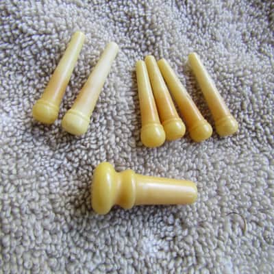 Vintage Bridge Pins With Vintage End Pin 1950's ? Set Of 6 Vintage Bridge Pins With Matching End Pin image 1