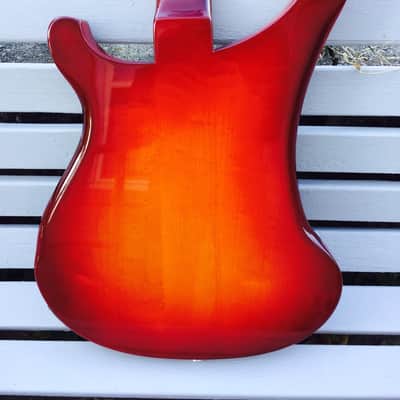 Rickenbacker V63 1993 Fireglow image 18