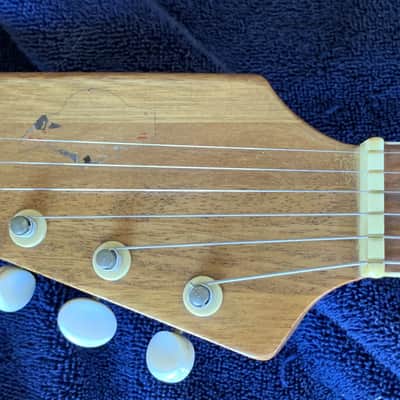 TEISCO WG-4L Circa 1960’s Electric Guitar Sunburst 4 pickup combo w Gigbag image 18