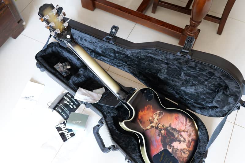 Epiphone Adam Jones Signature Art Series Les Paul Custom 2023 - Frazetta "The Berserker" / Silverburst image 1
