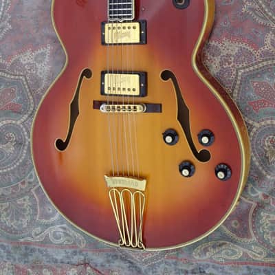 Gibson Byrdland 1970 - Cherry Sunburst image 3