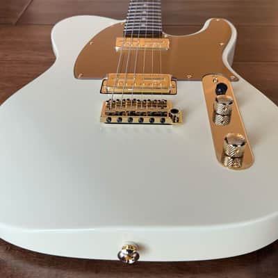 Suhr Mateus Asato Signature Series Classic T White Lollar 510 Tremolo Gold Foils 81364 image 4