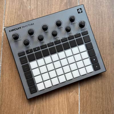 Novation Circuit Rhythm Groovebox 2021 - Present - Black image 6