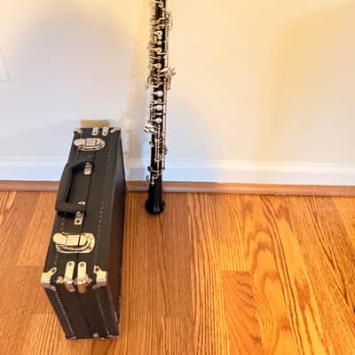 Selmer 123F  Oboe with case and reed. Made In USA image 3
