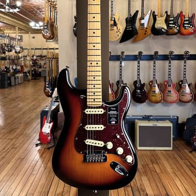 Fender American Professional II Stratocaster – 3 Color Sunburst w/Maple image 8