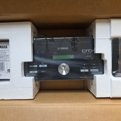 Yamaha DTX502 Electronic Drum Trigger Module with AC power adapter, mounting bracket and owner's manual image 2