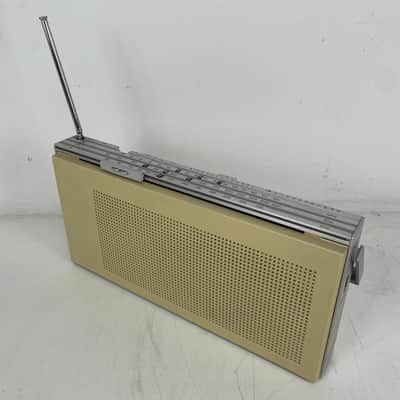 Bang & Olufsen - Beolit 700 - Portable Radio image 3