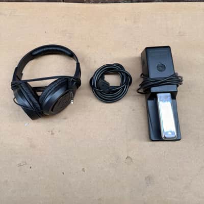 Roland RD-150 88-Key Digital Stage Piano w/ Roland Sustain Pedal & Samson Headphones | Made in Italy image 17