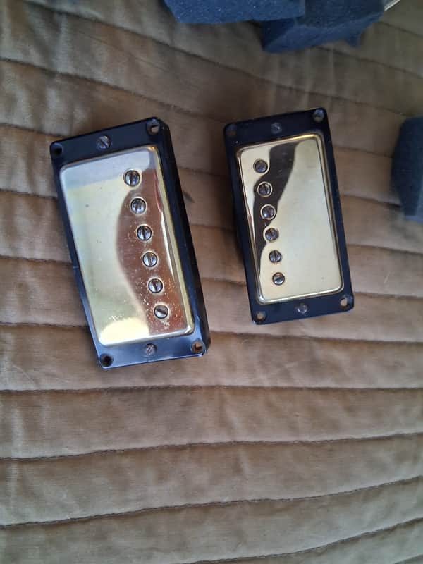 Gibson Pat Sticker Humbucker Les Paul Custom 1969-1970 - Gold image 1
