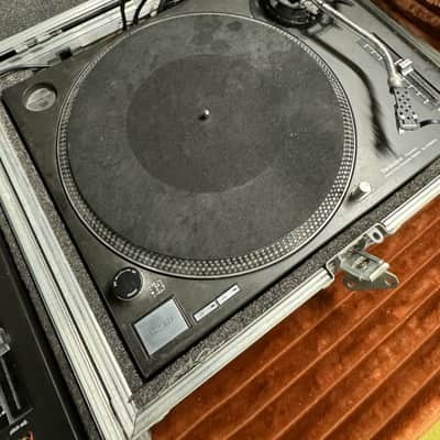 Technics SL-1200MK5 Analog DJ Turntables (BLACK) With Ortofon OM