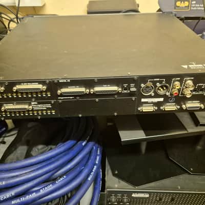 Digidesign 192 Pro Tools HD Interface 16x8x8 with 2x Analog Input / Analog Output / Digital I/O Cards 2000s - Silver image 2