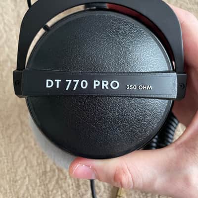 Beyerdynamic DT 770 Pro 250 Ohm 2010s - Black image 6