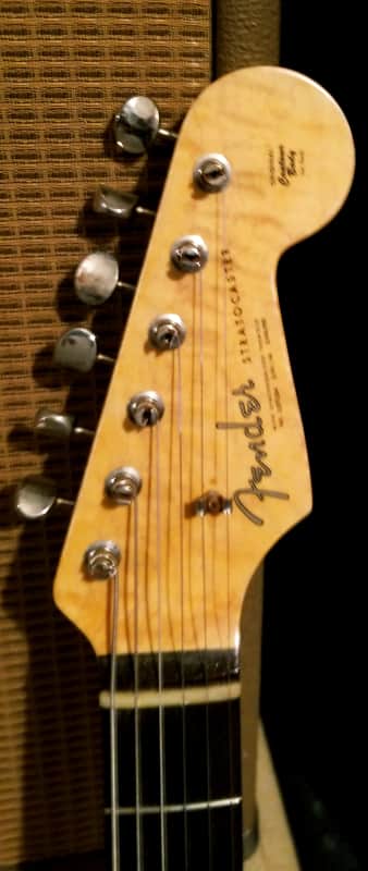 Fender Stratocaster SRV 