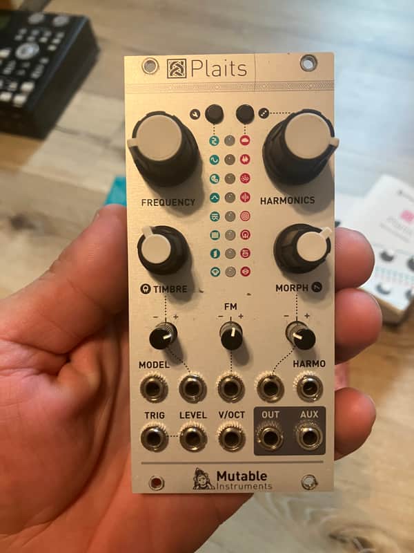 Mutable Instruments Plaits