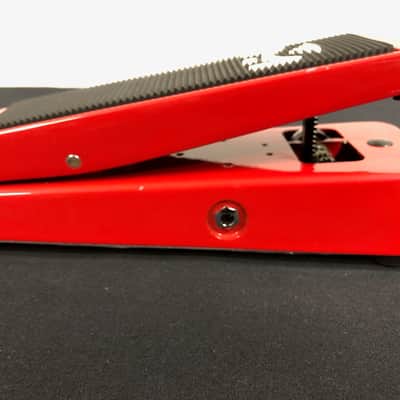 Mission Engineering VM-PRO-RD Buffered Volume Pedal Owned by Ian D'Sa of Billy Talent image 7
