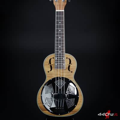 Republic Concert Ukulele Wood Body - Tiger Skin Maple image 2