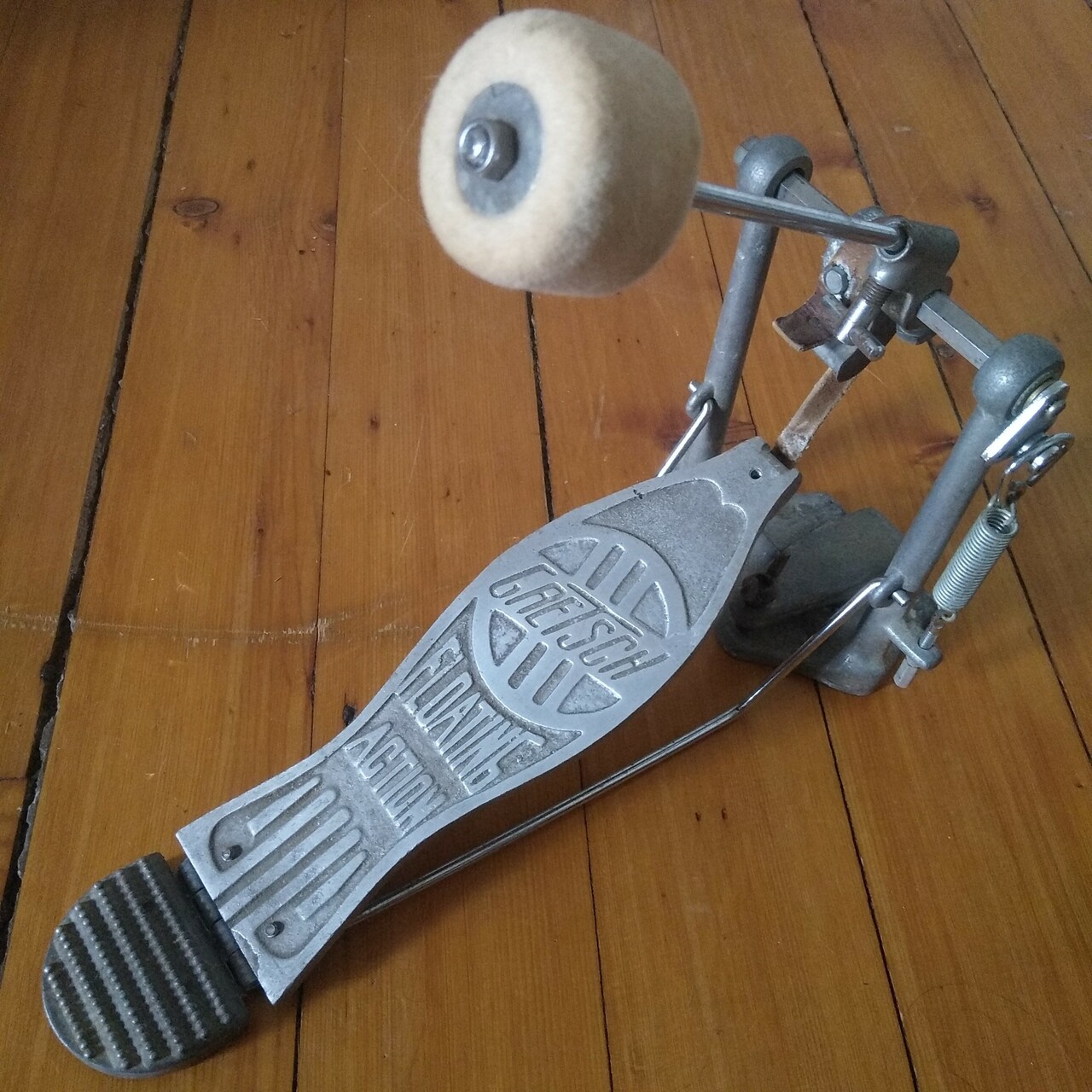 Gretsch Floating Action Bass Drum Pedal Vintage 60s Round Badge Era OG +Beater* — main photograph