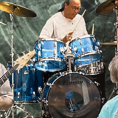 Ludwig Blue Vistalite 1978 - 7 pieces + 5 cymbals, stands, 4 mics image 4
