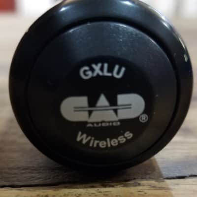 CAD GXLU Wireless Microphone System image 5