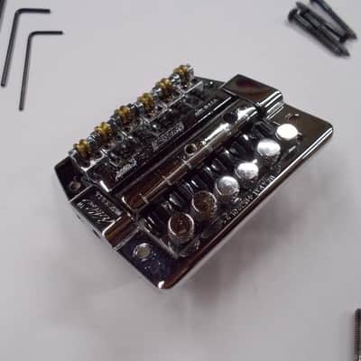 Original 80's Kahler USA 2330 Flyer RH Chrome Tremolo bridge image 4