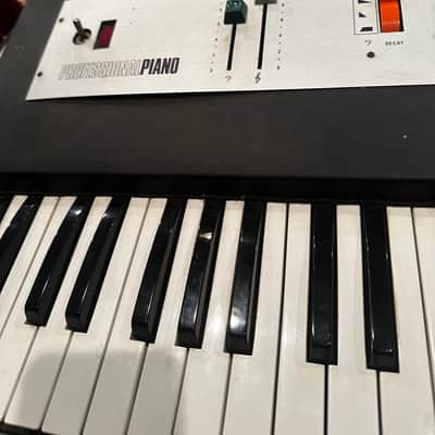 Farfisa Professional Piano 61-Key Electric Piano 1968 - 1975 - Silver / Black image 3