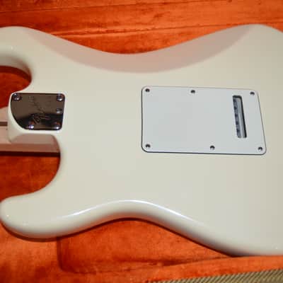 Fender Jeff Beck Artist Series Stratocaster with Hot Noiseless Pickups 2001 - Present - Olympic White image 10