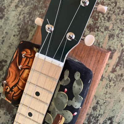 Taconic #221 String Electric Cigar Box Mandolin - Padron Damaso - Sherwood Green - Video image 7