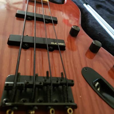 Custom Fretless Bass w Alembic parts Custom Unknown Birds eye maple and maple image 2