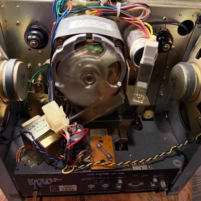 Akai 1722W 1/4" 2-Channel 4-Track Tape Recorder 1970s - Silver image 6