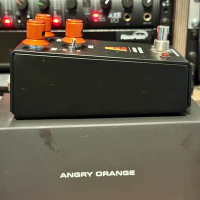 Keeley Angry Orange 2024 - Present - Black / Orange image 3