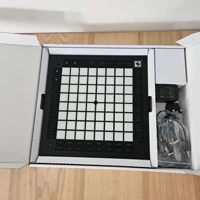 Novation Launchpad Pro MKIII Pad Controller image 2
