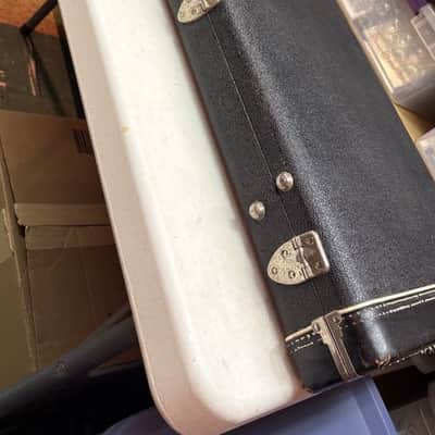 VINTAGE 1990's RICKENBACKER 4001/4003 BASS CASE image 8