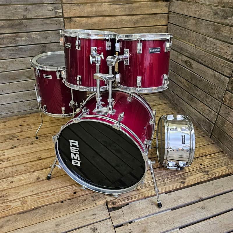 Drum Kit Remo Quadura Acousticon Includes Snare, Red USED! RKMRT160625 image 1